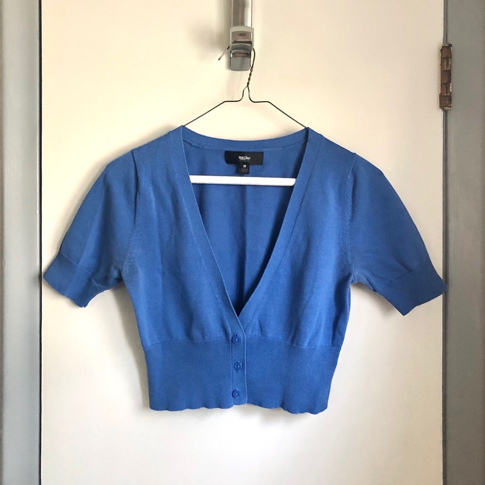Periwinkle blue short-sleeve crop sweater